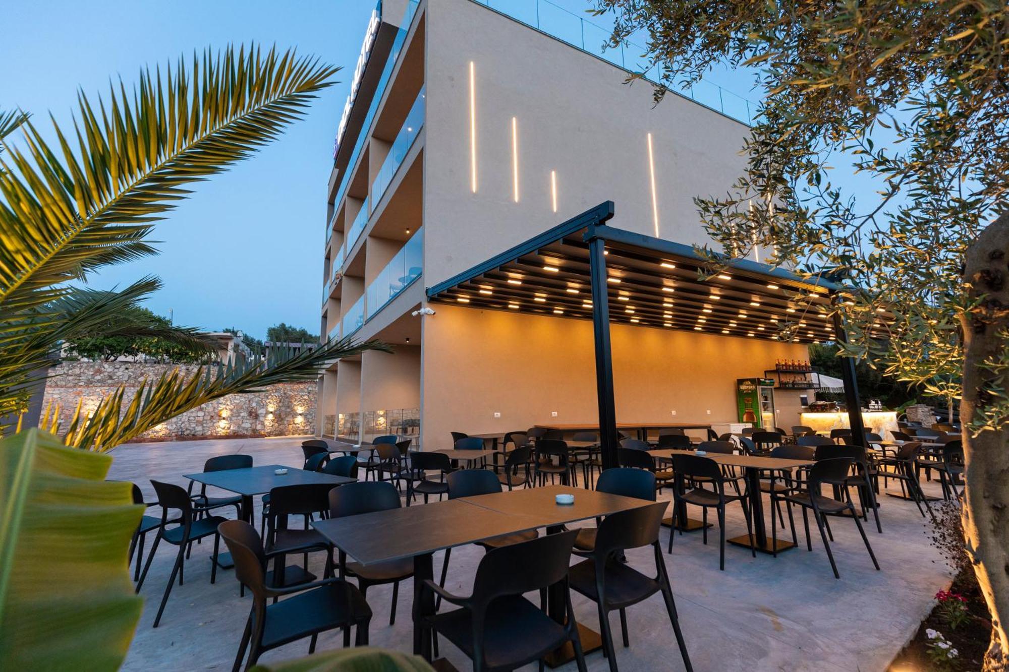 Diol Hotel Ксамил Екстериор снимка