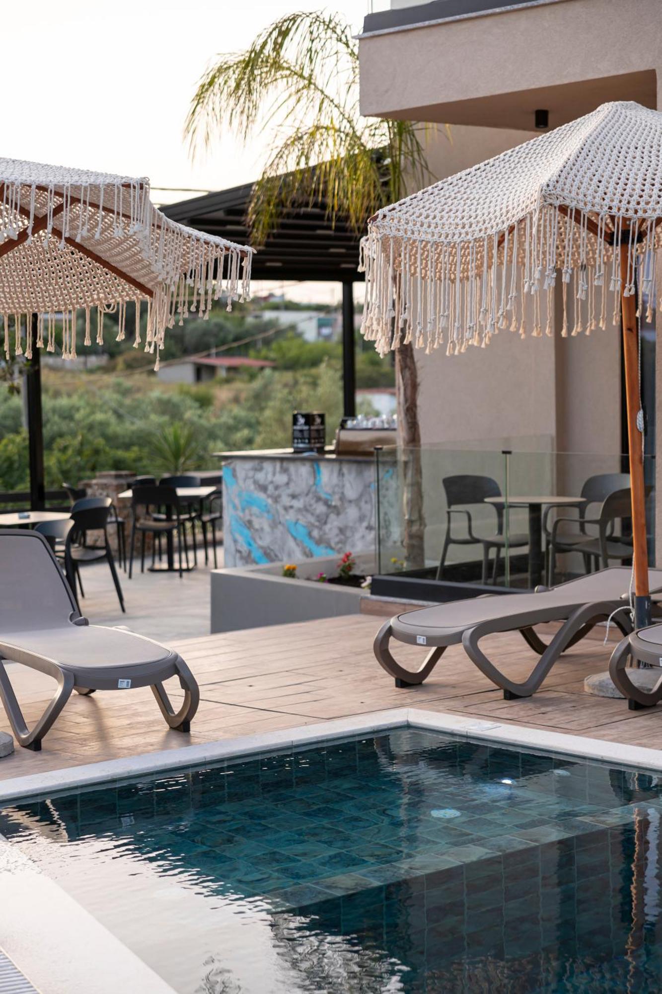 Diol Hotel Ксамил Екстериор снимка