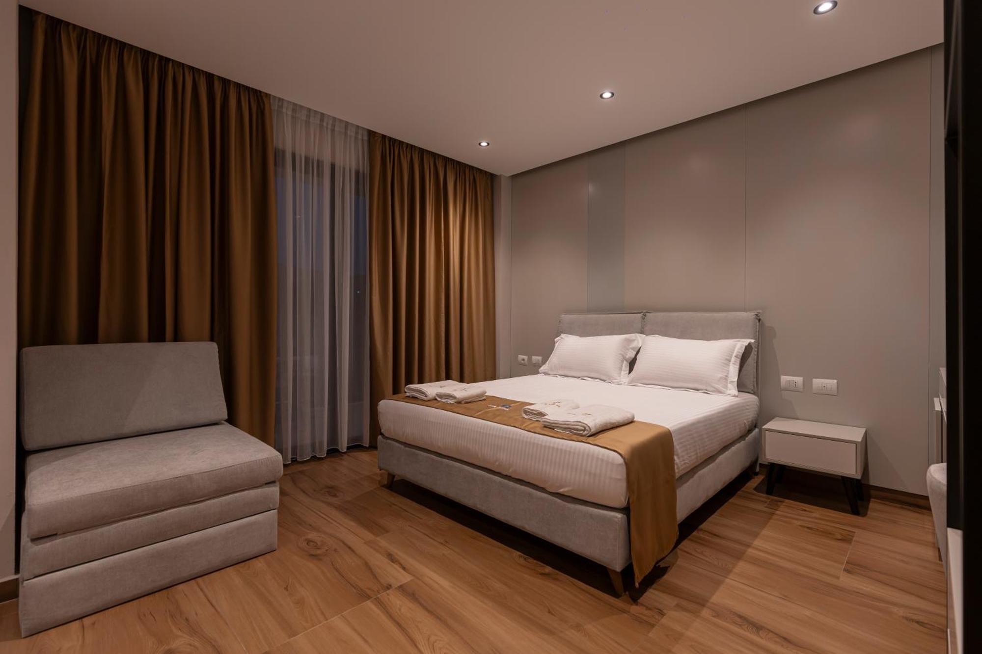 Diol Hotel Ксамил Екстериор снимка